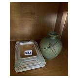 VTG DRAGONFLY THEMED DECOR, INCLUDES CERAMIC VASE