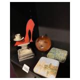 VTG HIGH HEEL SHOE CANDLE HOLDER, AMBER GLASS