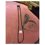 PEACOCK FEATHER DESIGN NECKLACE AND EARRING SET,