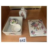 FRANCAM LIMOGES PORCELAIN BOX W/ FLORAL MOTIF,