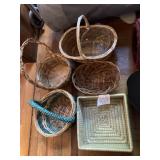 ASSORTED WICKER AND WOVEN BASKETS, VARIOUS SHAPES