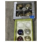 LUXEHABITAT CRACKLED GLASS ORNAMENTS, GOLD TONE,