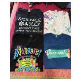 ASSORTED GRAPHIC T-SHIRTS (4), INCL SCIENCE
