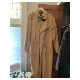 THE J. PETERMAN COMPANY TAN COTTON TRENCH COAT,