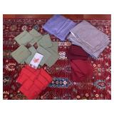 ASSORTED CLOTH NAPKINS, VARIOUS COLORS, INCLUDES
