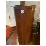LEATHER UMBRELLA   STAND STITCHED RIM DETAIL,