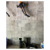 WORX WG500 ELECTRIC LEAF BLOWER W/ ATTACHMENTS