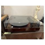 FLUANCE RT81+ ELITE HIGH FIDELITY TURNTABLE,