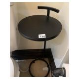 METAL SIDE TABLE, ROUND TOP, C-SHAPE BASE, BLACK