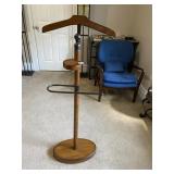 BOMBAY VALET STAND, WOOD CONSTRUCTION, HANGER