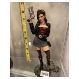 DIAMOND SELECT TOYS RUNCORN STATUE, STEAMPUNK