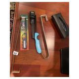 STANLEY FLASHLIGHT, HANDI REFILLABLE LIGHTER, BIC