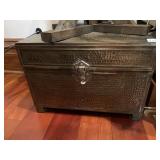HAMMERED COPPER STORAGE CHEST, HINGED LID, METAL