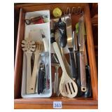 KITCHEN UTENSIL DRAWER ASSORTMENT, INCLUDES OXO