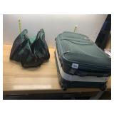 SAMSONITE ROLLING SUITCASE, GREEN TEXTILE,
