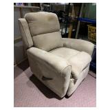 BEIGE UPHOLSTERED RECLINER, MANUAL LEVER
