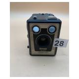 KODAK BROWNIE SIX-20 CAMERA, MODEL D, W/ FLASH