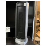 LASKO TOWER HEATER, DIGITAL CONTROLS, OSCILLATING