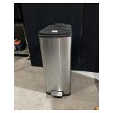 STAINLESS STEEL STEP TRASH CAN W/ BLACK PLASTIC