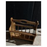 WOOD MAGAZINE RACK W/ SPINDLE DESIGN.
