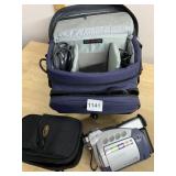 CANON ZR40 DIGITAL VIDEO CAMCORDER, INCLUDES