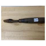 VTG WOOD HANDLED METAL CHISEL.