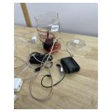 ELECTRONIC PAGER W/ CHARGING CABLES, WALL
