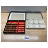 WOOD HANDLED FORKS (5) IN BOX, CRYSTAL SALT