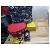 TUPPERWARE BOWL W/ LID, PLASTIC SERVING BOWL,