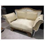 VTG FRENCH STYLE LOVESEAT, CREAM DAMASK