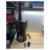 AIR INNOVATIONS HUMIDIFIER W/ REMOTE CONTROL AND