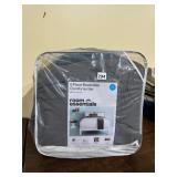 ROOM ESSENTIALS 5-PIECE REVERSIBLE COMFORTER SET,
