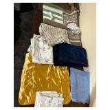 LAURA ASHLEY HOME WALLPAPER ROLL, ASSORTED