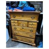 KINCAID SOLID WOOD CHEST, TRADITIONAL STYLE, FAN