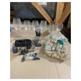 WINE ACCESSORY SET, INCLUDES TRUDEAU ELECTRIC