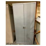 METAL STORAGE CABINET, DOUBLE DOORS, ADJUSTABLE