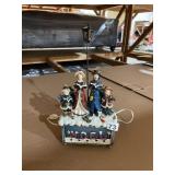 CHRISTMAS CAROLER FIGURINE LAMP, RESIN