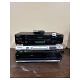 HITACHI UX625 VCR, PIONEER DV-260 DVD PLAYER,