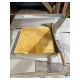 INGENTO PAPER CUTTER, WOOD BASE, GRID SURFACE,