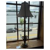 TABLE LAMP, BRASS-TONE FINISH, URN-STYLE BASE,