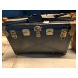 VTG STEAMER TRUNK, METAL CONSTRUCTION, BRASS