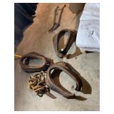 VTG HORSE COLLARS, LEATHER AND STRAW