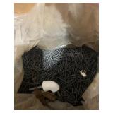 BOX LOT, METAL SCREWS, PLASTIC PLUG.