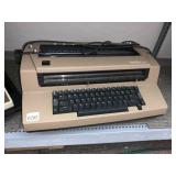 IBM ELECTRIC TYPEWRITER, BEIGE PLASTIC HOUSING,