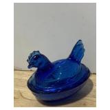 COBALT BLUE GLASS HEN ON NEST COVERED DISH,