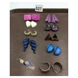 ASSORTED COSTUME EARRINGS, INCLUDES GEOMETRIC