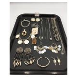 ASSORTED JEWELRY INCLUDES NECKLACES, BRACELETS,