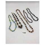 ASSORTED COSTUME JEWELRY, INCLUDES BEADED