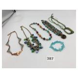 ASSORTED COSTUME JEWELRY GROUPING, INCLUDES