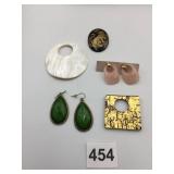 ASSORTED FASHION JEWELRY, INCLUDES MOTHER OF